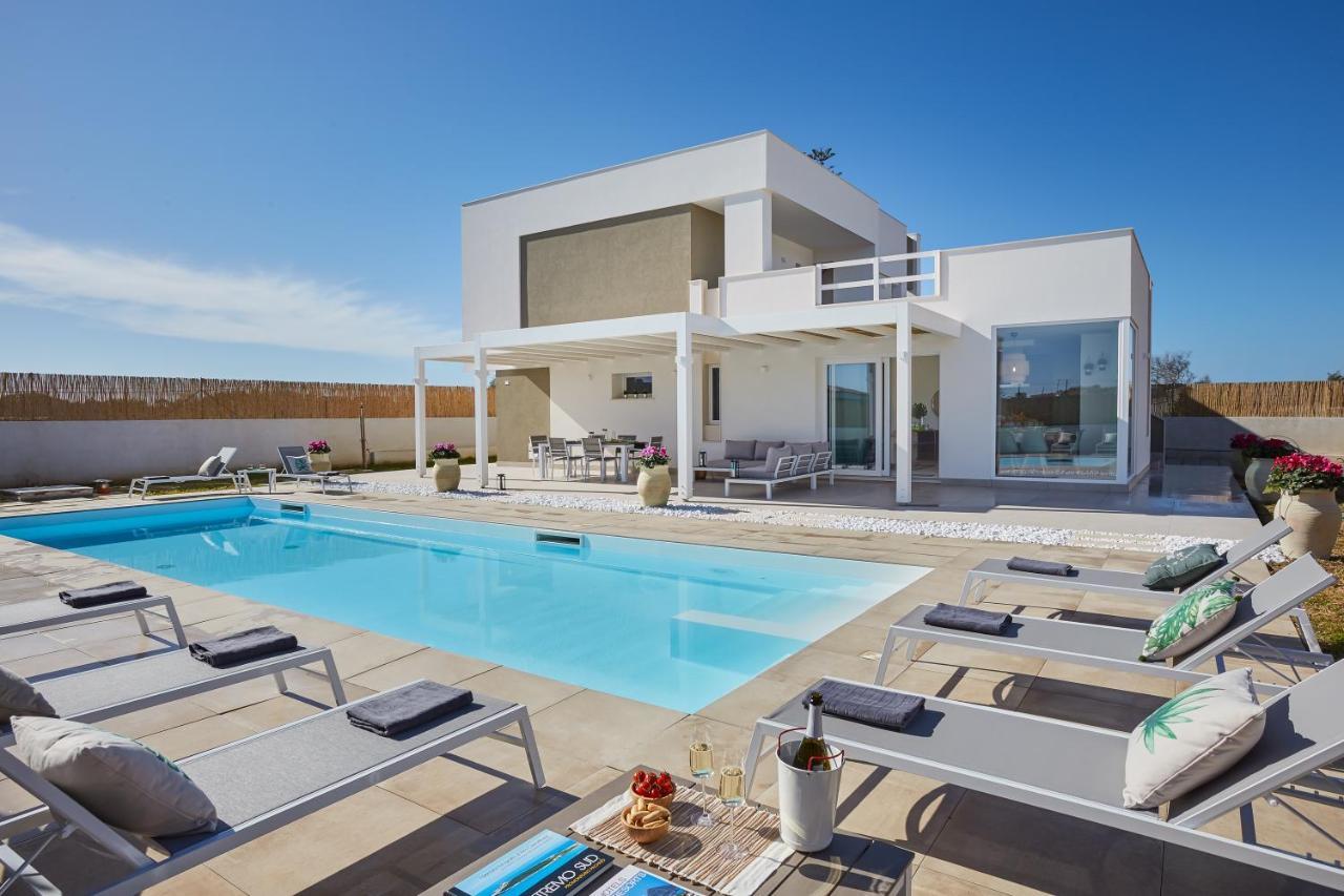 Sariva Casesicule - Heated Pool, At 50 M Вилла *